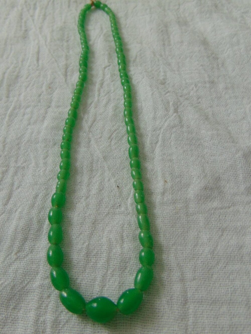 vintage antique light green glass graduated beads necklace tied